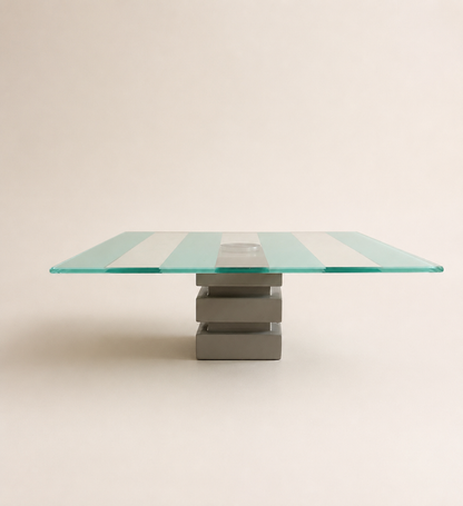 De Stijl Striped Food stand